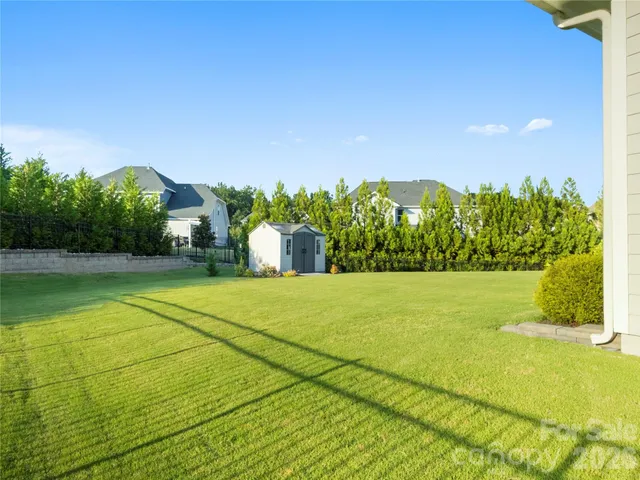 a view of a outdoor space