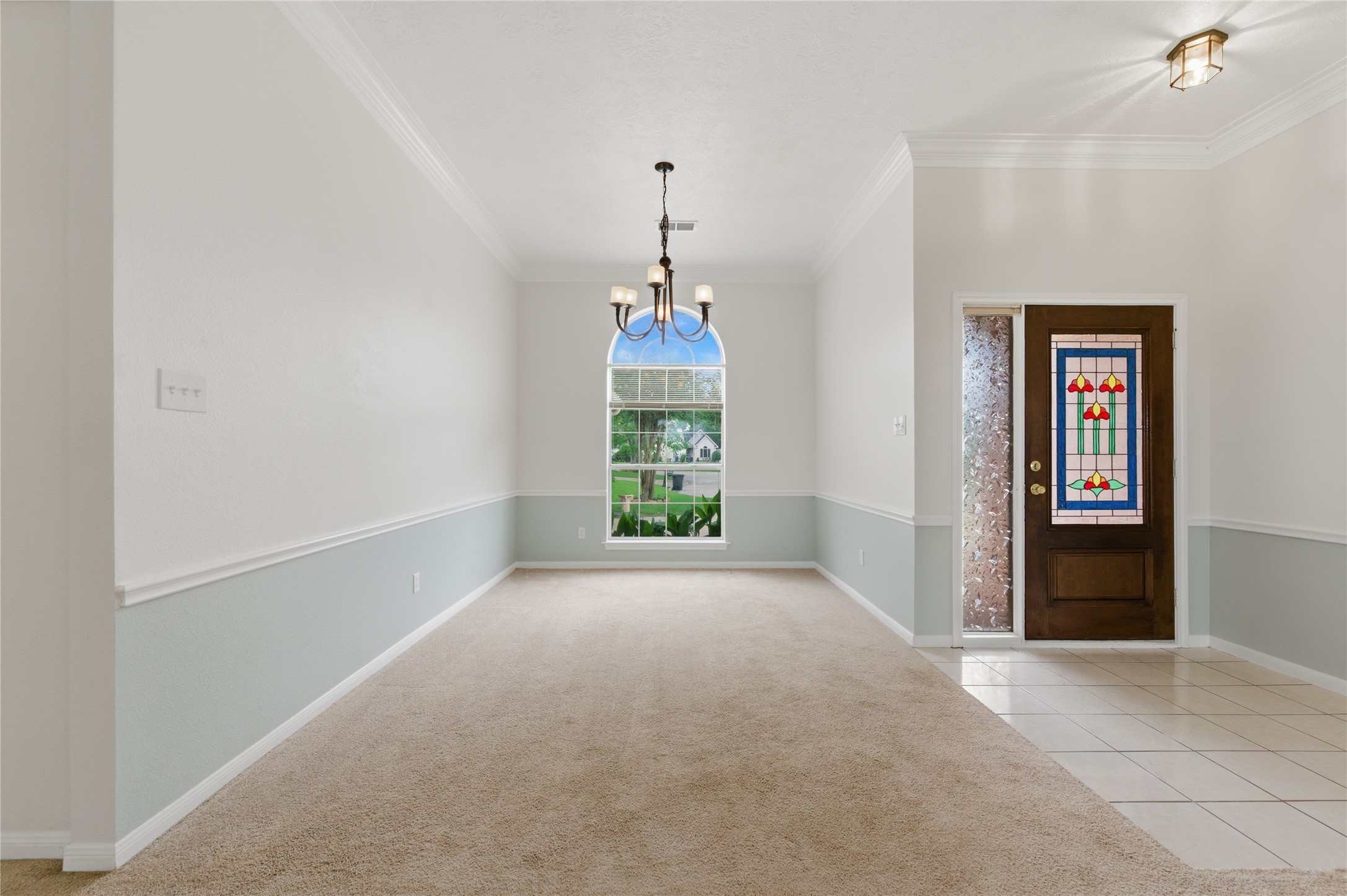 107 Forest Court Conroe, TX 77356 - Photo 10 of 33 Formal dining