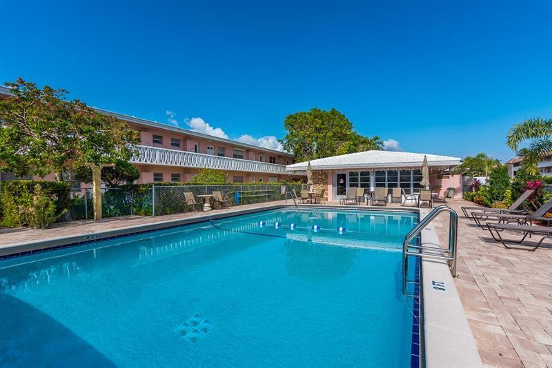 300 Northeast 20th Street, Unit 202 Boca Raton, FL 33431 - Photo 18 of 19 Photo 18