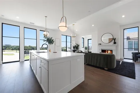 $1,065,720 | 5270 Town And Country Boulevard, Unit 311, Frisco, TX 75034