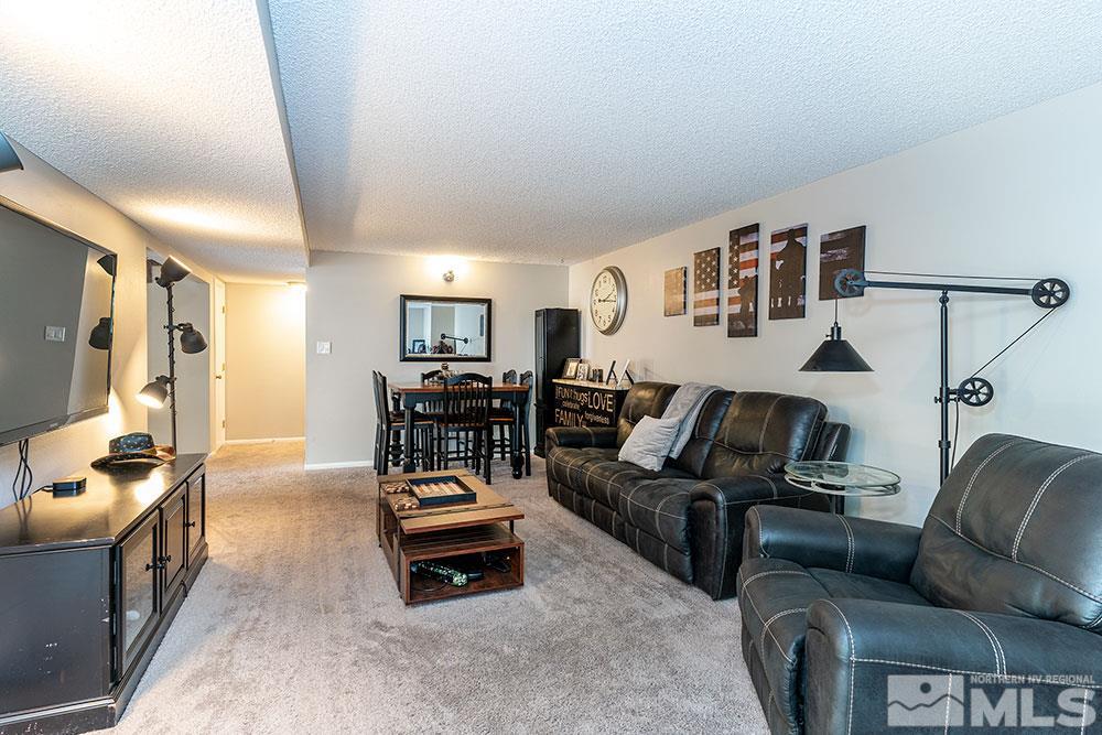 7561 Rhinestone Drive Reno, NV 89511 - Photo 4 of 16 Photo 4