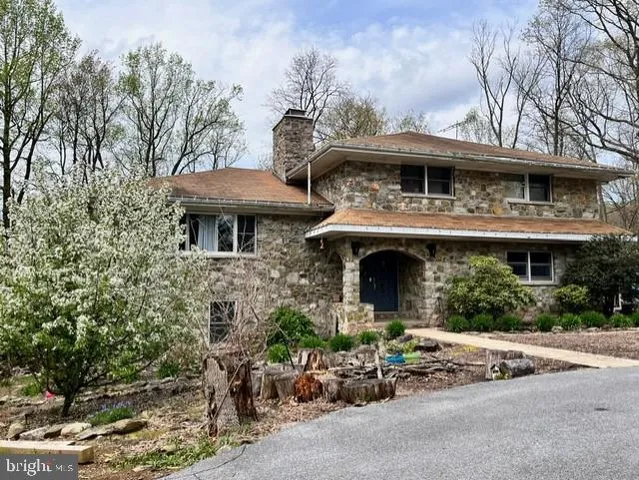 $769,000 | 16834 Buck Lantz Road, Sabillasville, MD 21780