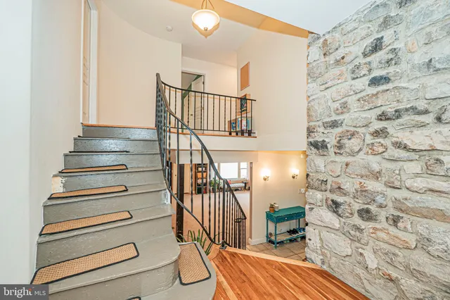 $769,000 | 16834 Buck Lantz Road, Sabillasville, MD 21780