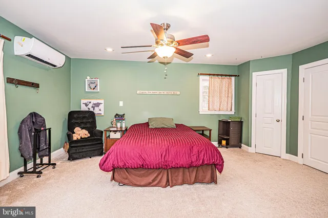 $769,000 | 16834 Buck Lantz Road, Sabillasville, MD 21780