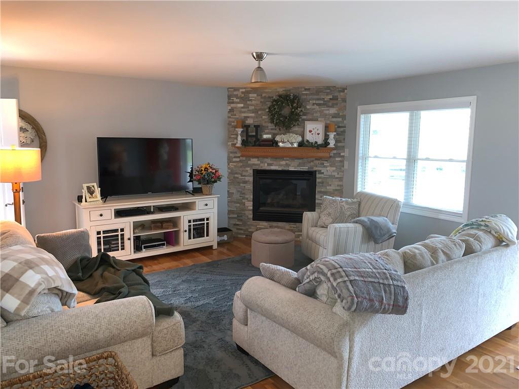 1691 Kool Park Road Northeast Hickory, NC 28601 - Photo 14 of 47 Gallery Image 14