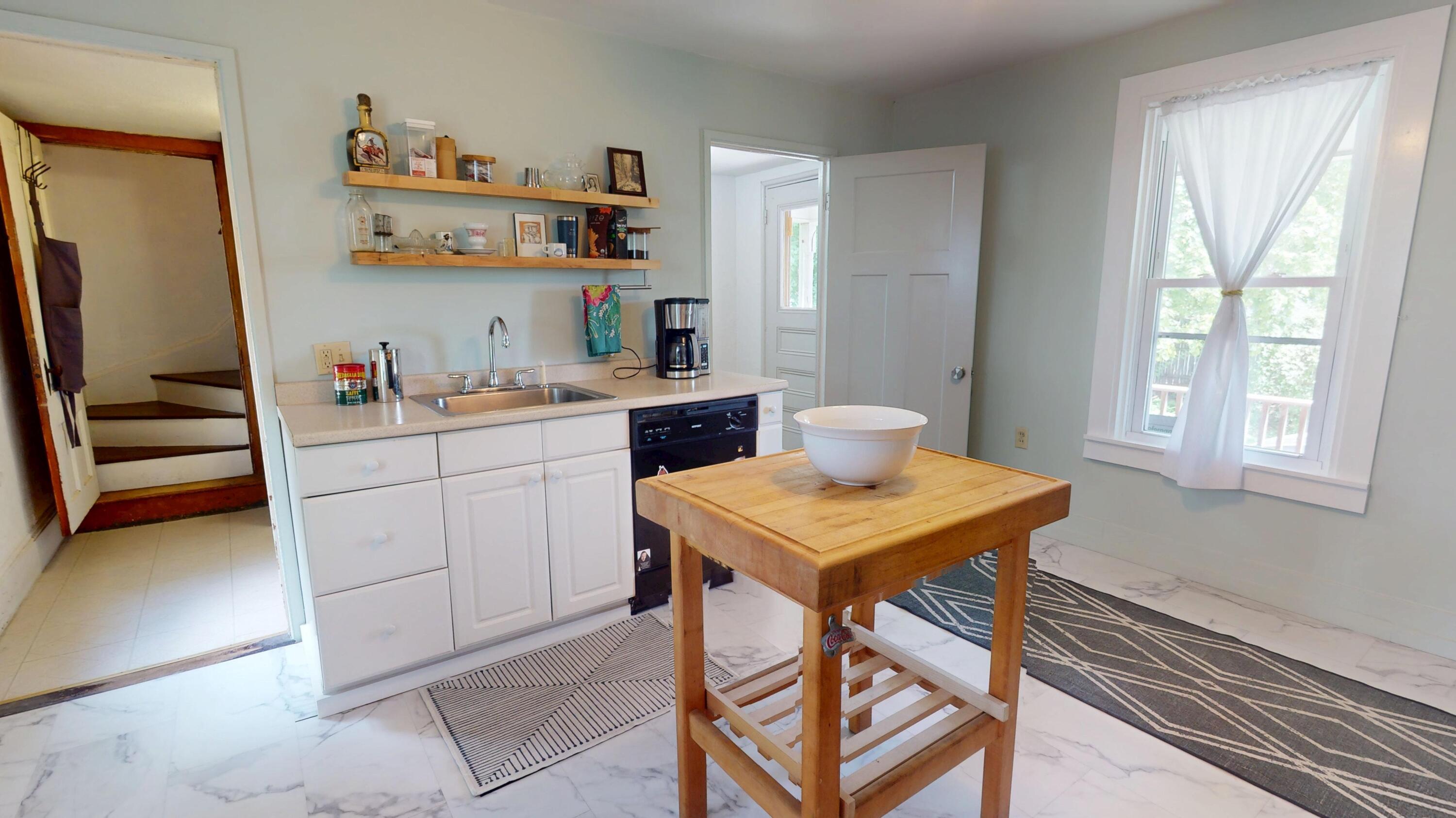 21 Fern Street Bangor, ME 04401 - Photo 9 of 54 7