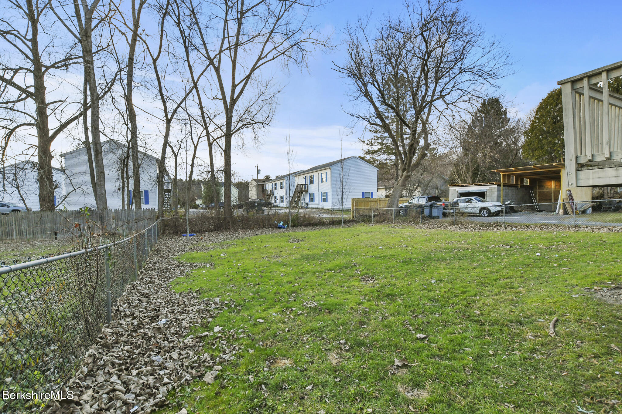 21 Pacific Street Pittsfield, MA 01201 - Photo 9 of 29