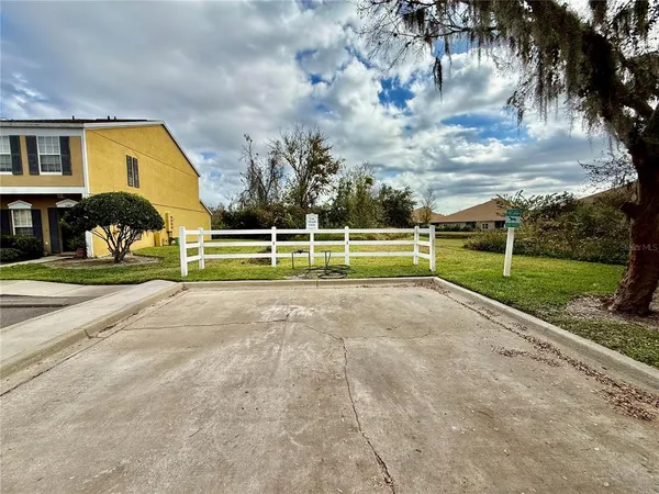 $1,700 | 29920 Playa Del Rey Lane, Wesley Chapel, FL 33543