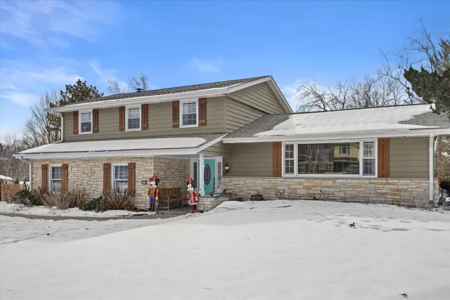 $650,000 | 18765 Le Chateau Drive, Brookfield, WI 53045