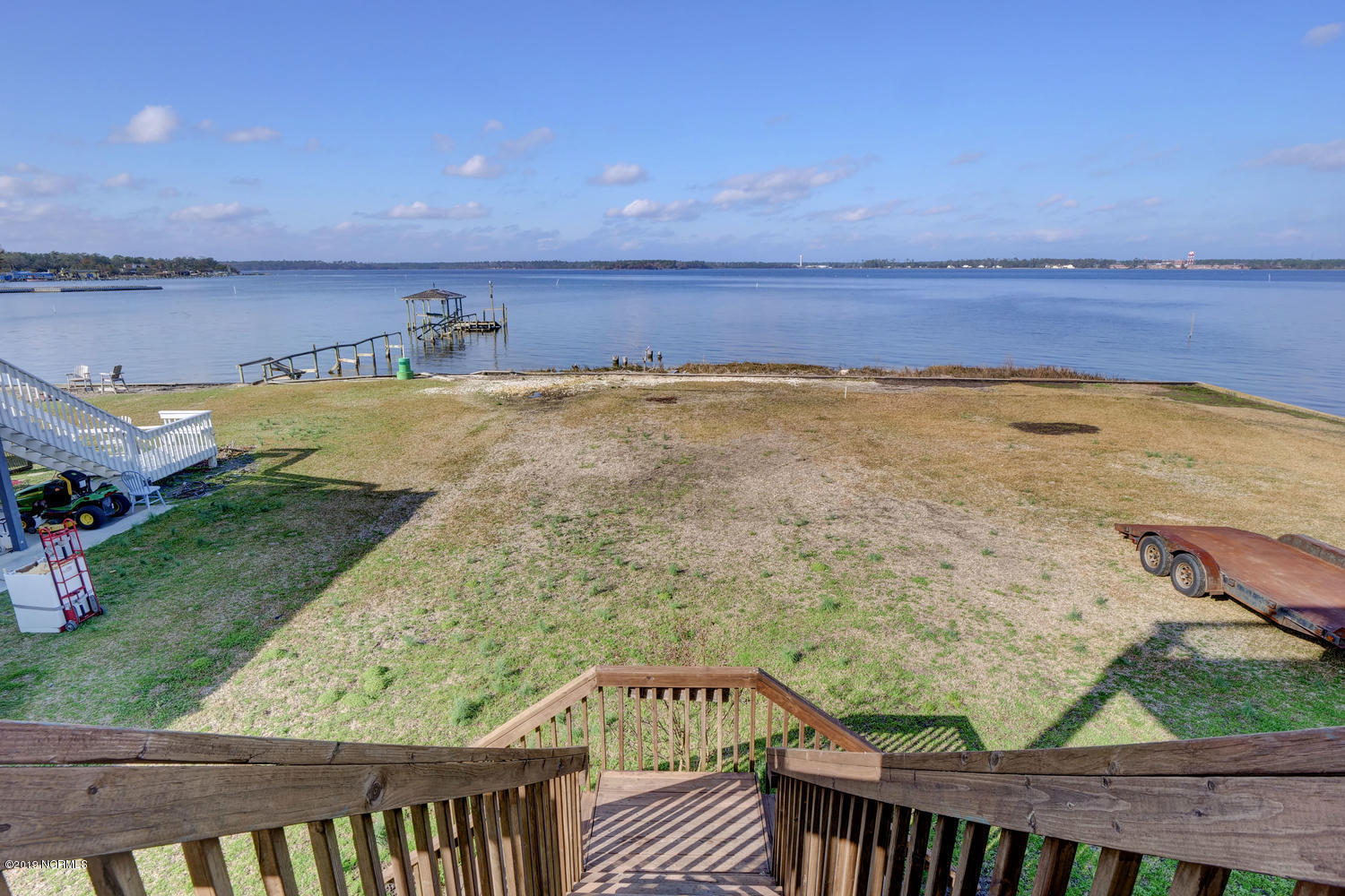 173 Hall Point Road Sneads Ferry, NC 28460 - Photo 5 of 38 173 Hall Point Rd Sneads Ferry-large-015