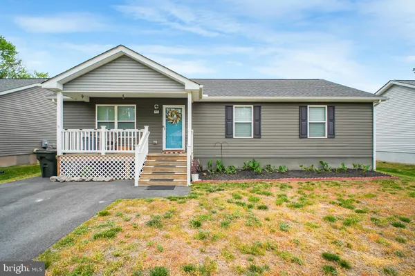 $329,900 | 59 Rustic Lane, Colonial Beach, VA 22443