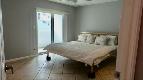 $1,900 | 2850 Northeast 14th Street, Unit 210B, Pompano Beach, FL 33062