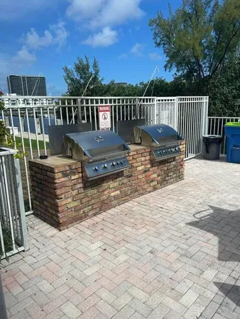 $1,900 | 2850 Northeast 14th Street, Unit 210B, Pompano Beach, FL 33062