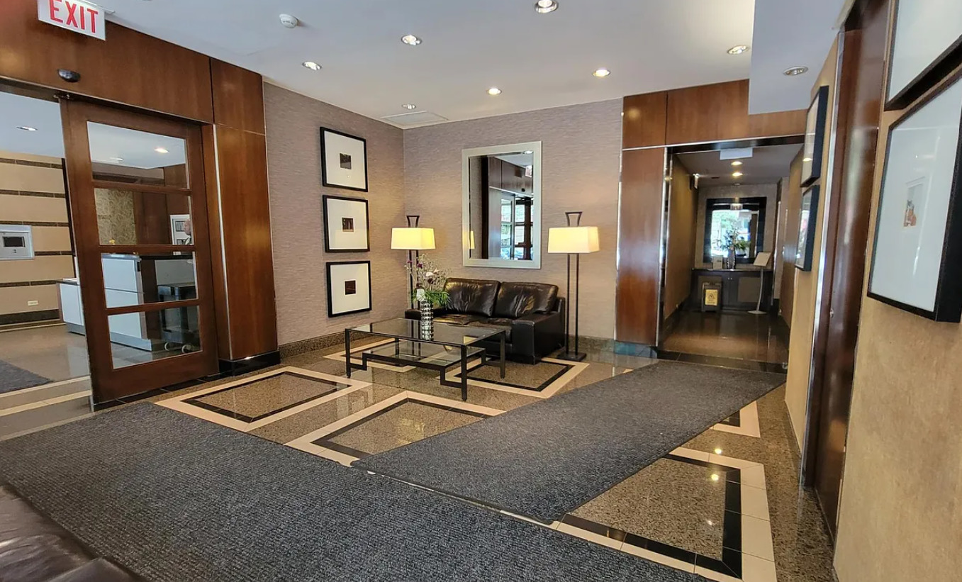 30 East Huron Street, Unit 1908 Chicago, IL 60611 - Photo 23 of 28