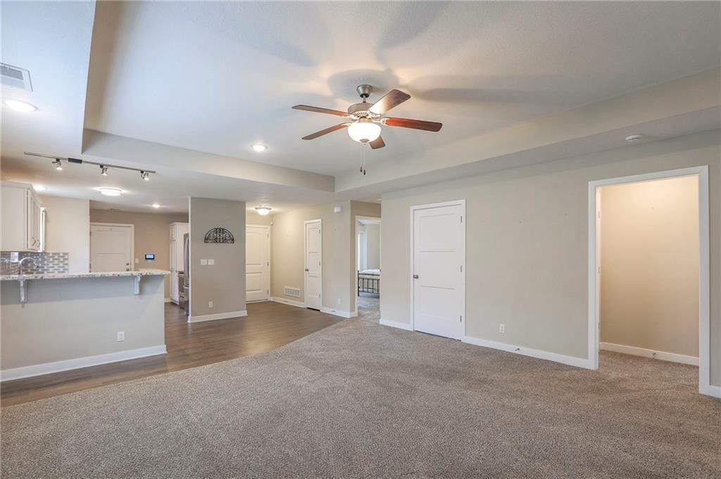 4625 Appleton Avenue Kansas City, MO 64133 - Photo 13 of 29