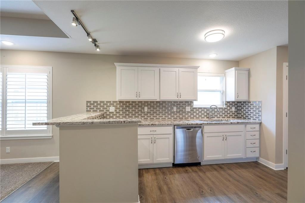 4625 Appleton Avenue Kansas City, MO 64133 - Photo 7 of 29
