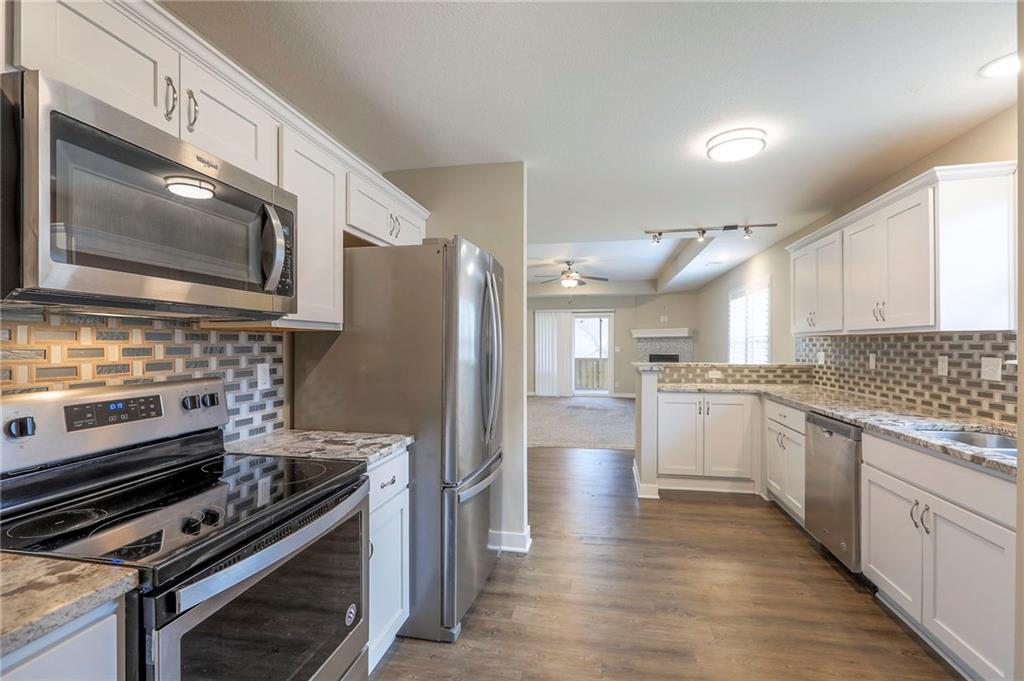 4625 Appleton Avenue Kansas City, MO 64133 - Photo 9 of 29