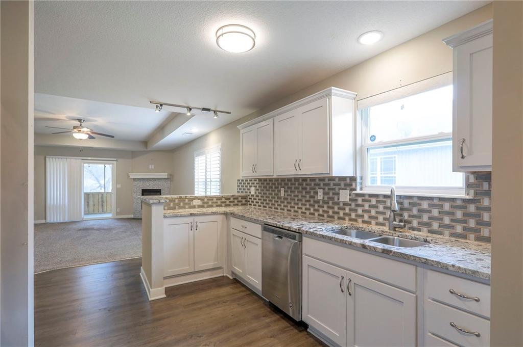 4625 Appleton Avenue Kansas City, MO 64133 - Photo 10 of 29