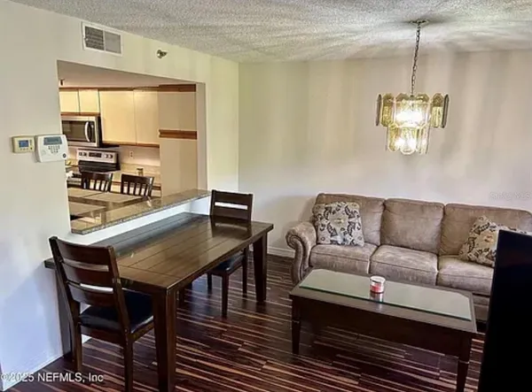 $1,950 | 1162 Carmel Circle, Unit 100, Casselberry, FL 32707