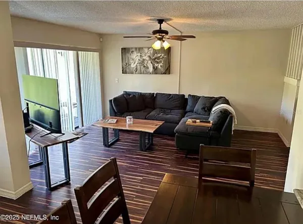 $1,950 | 1162 Carmel Circle, Unit 100, Casselberry, FL 32707