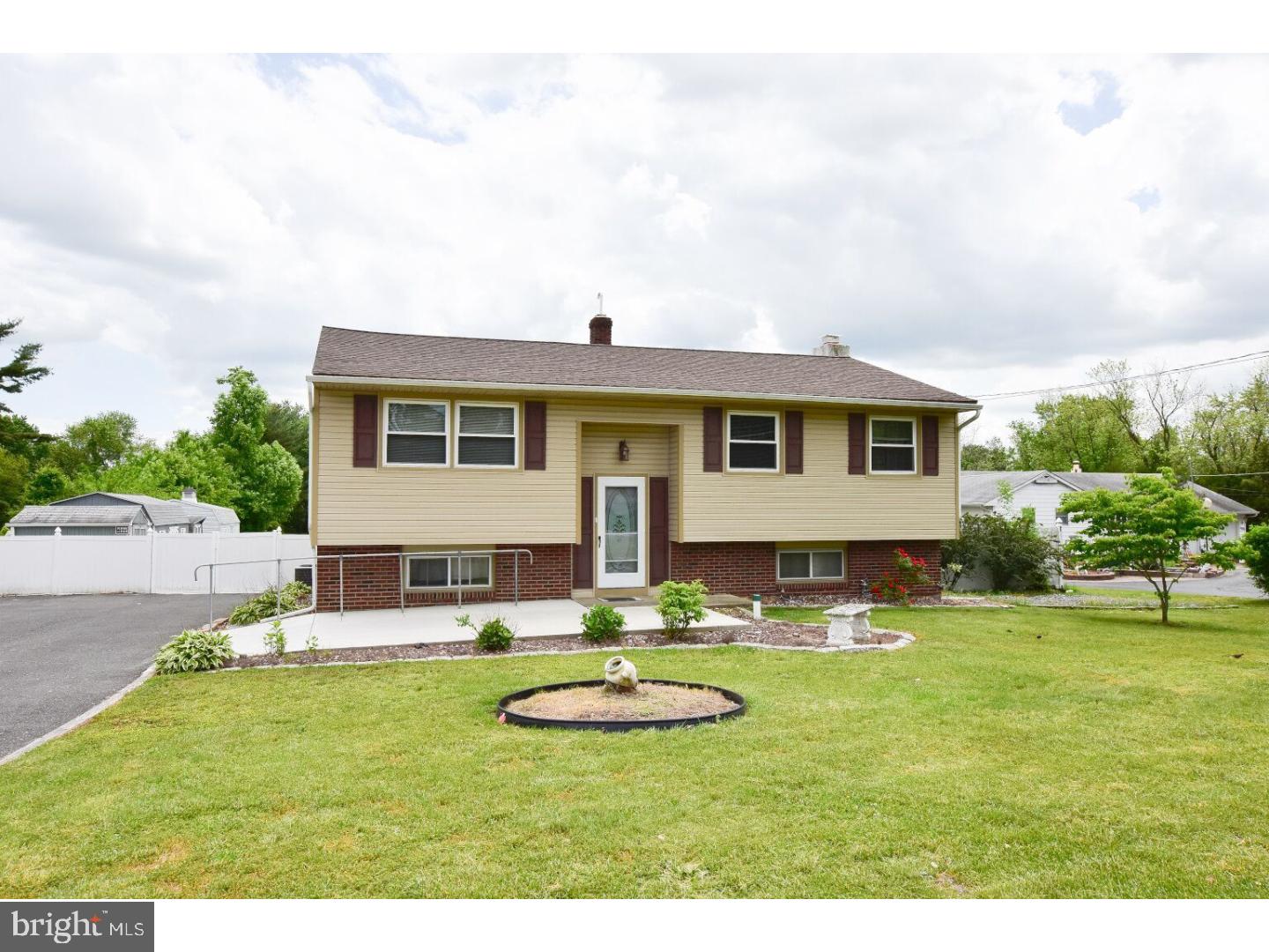 270 Greentree Road Sewell, NJ 08080 - Photo 1 of 15