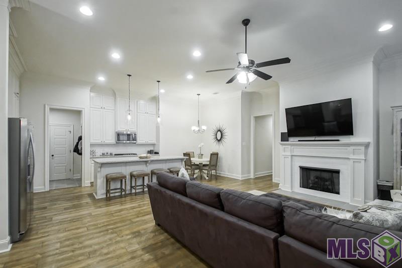 2888 Cresthaven Avenue Baton Rouge, LA 70810 - Photo 4 of 23 Gallery Image 4