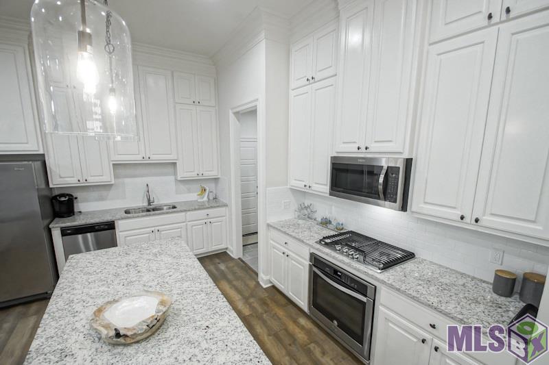 2888 Cresthaven Avenue Baton Rouge, LA 70810 - Photo 9 of 23 Gallery Image 9