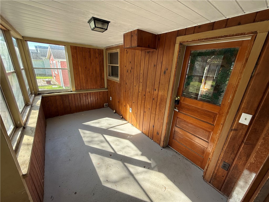 22 Myrtle Avenue Auburn, NY 13021 - Photo 22 of 25