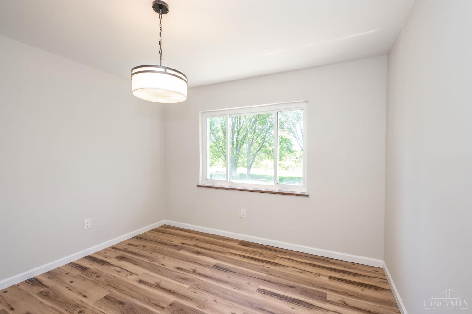6575 Bridgetown Road Cincinnati, OH 45248 - Photo 12 of 47