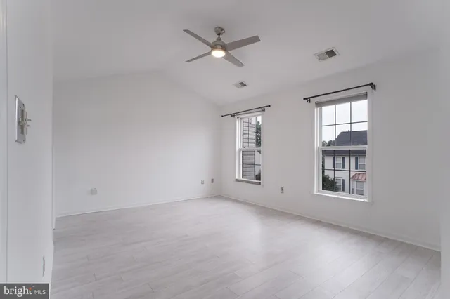 $650,000 | 46675 Cavendish Square, Sterling, VA 20165