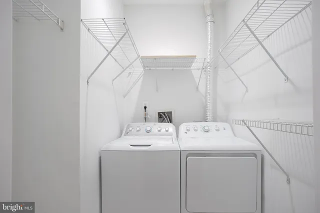 $650,000 | 46675 Cavendish Square, Sterling, VA 20165