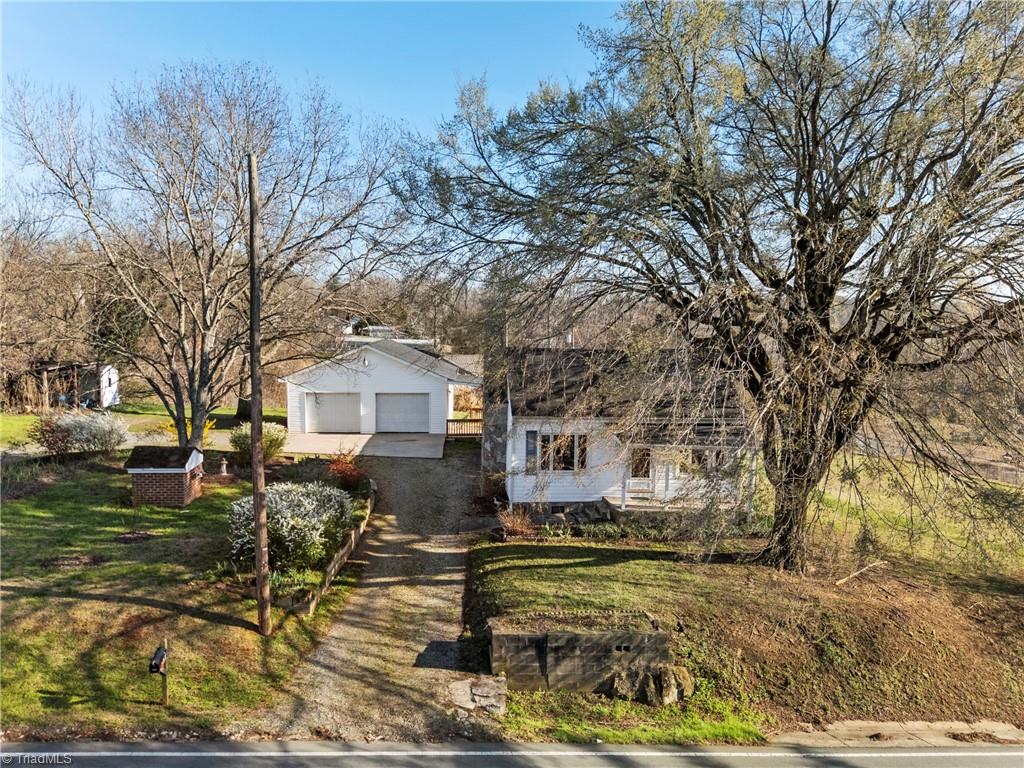 2117 Carolina Mill Road Burlington, NC 27217 - Photo 2 of 36