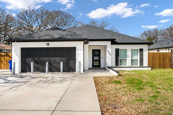 $2,550 | 3505 Wood Oak Drive, Balch Springs, TX 75180