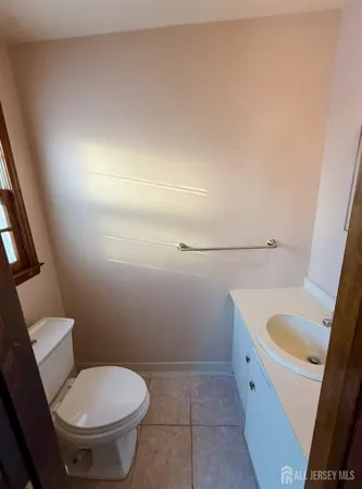 $2,500 | 18-20 Jill Court, Unit 20, Edison, NJ 08817