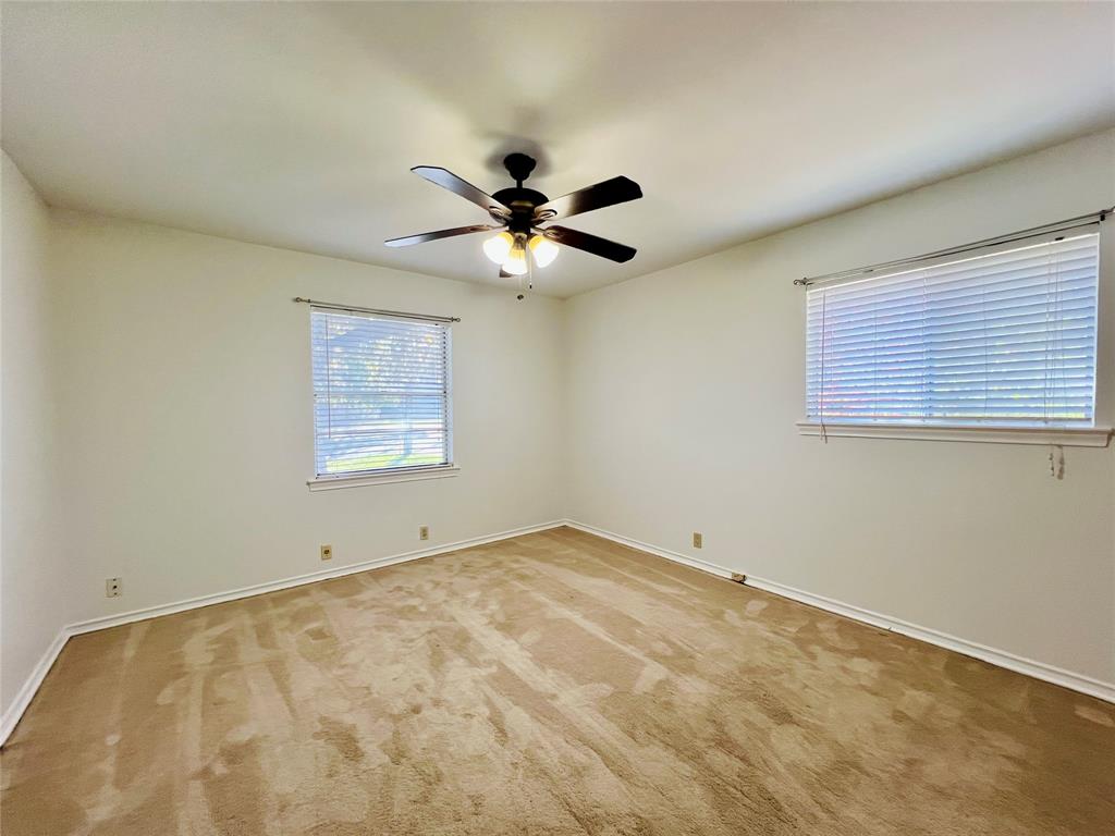 8715 Labron Avenue Dallas, TX 75209 - Photo 15 of 29