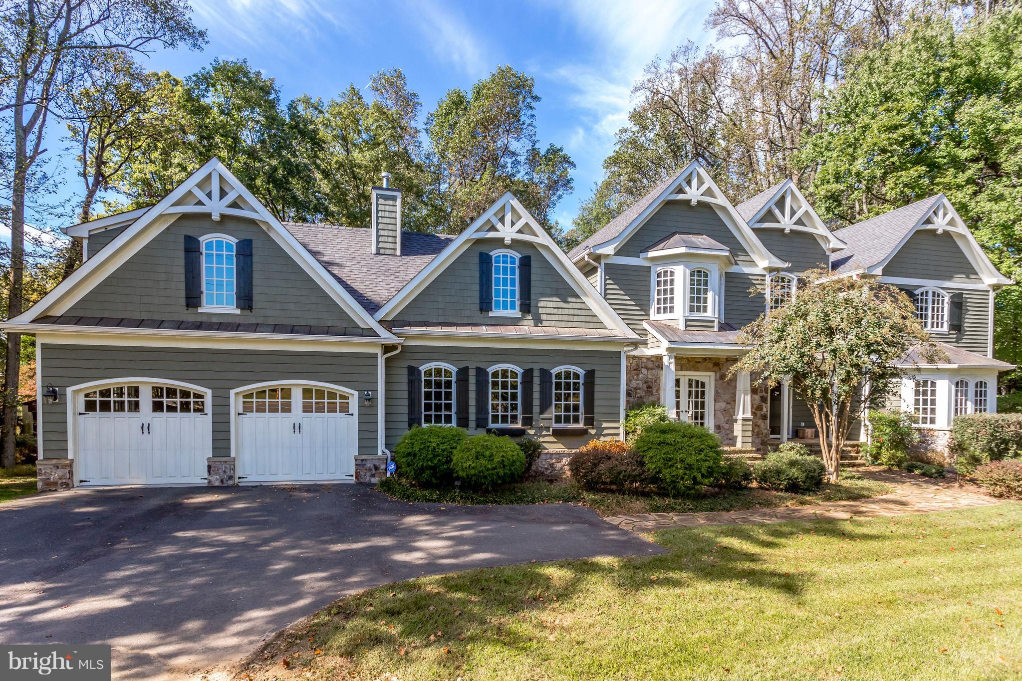 1040 Springvale Road Great Falls, VA 22066 - Photo 36 of 38 Large oversized garage and parking