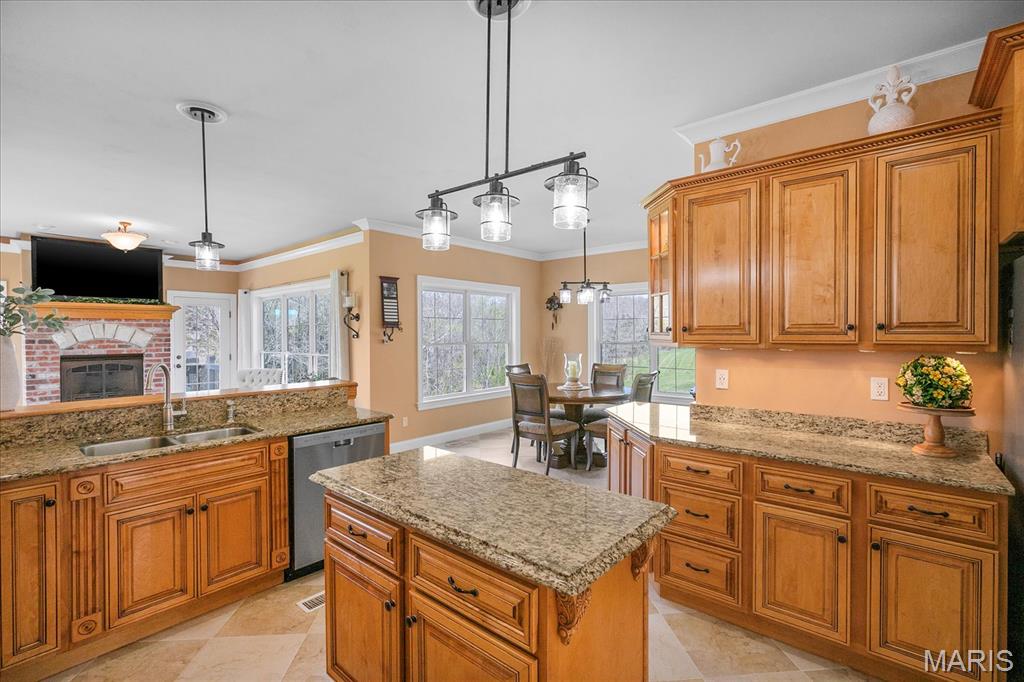 1 Pelham Point Festus, MO 63028 - Photo 22 of 66