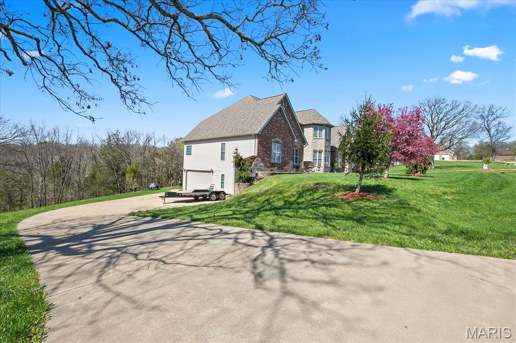 1 Pelham Point Festus, MO 63028 - Photo 6 of 66