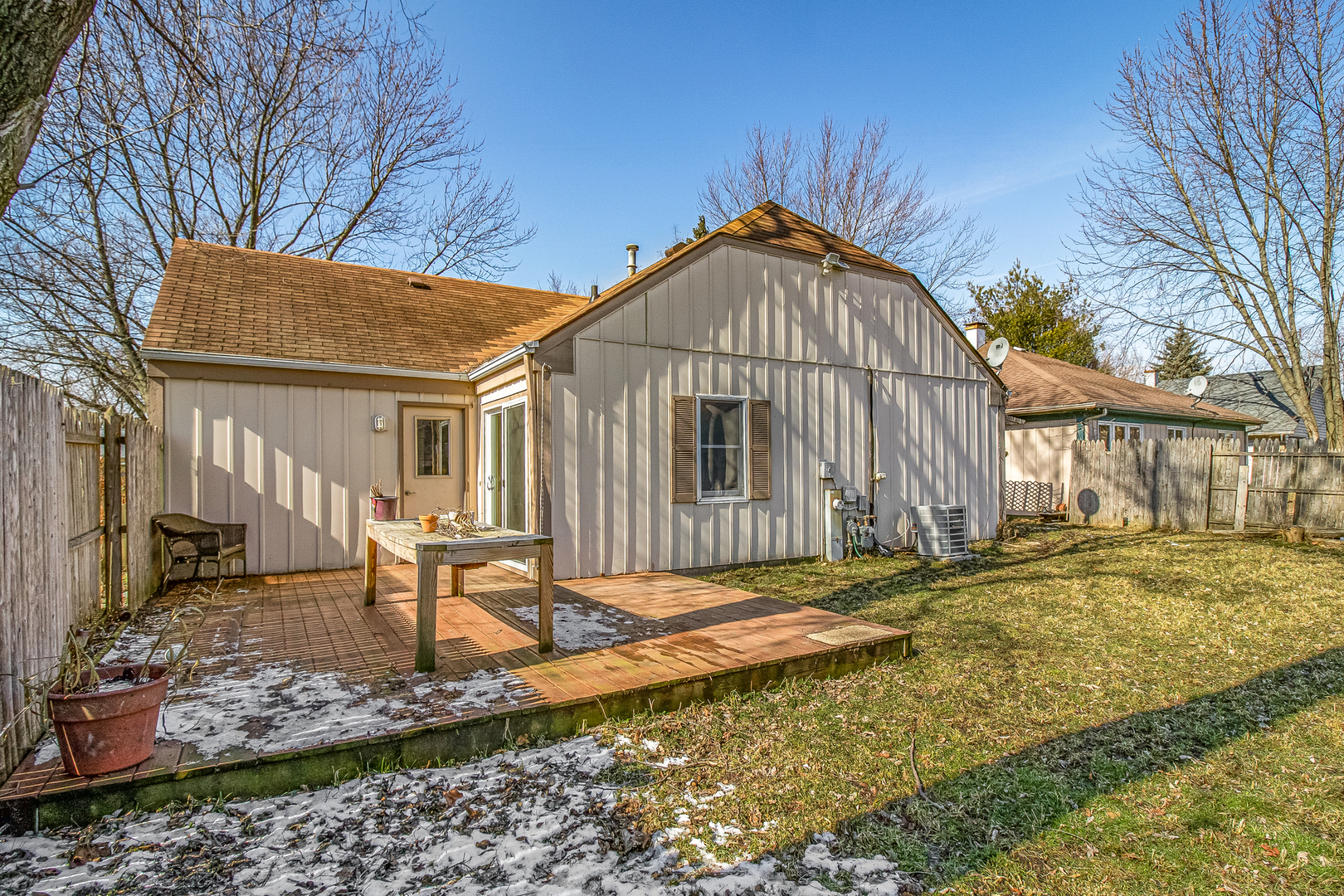 7 Winrock Road Montgomery, IL 60538 - Photo 23 of 24 a front view of a house with garden