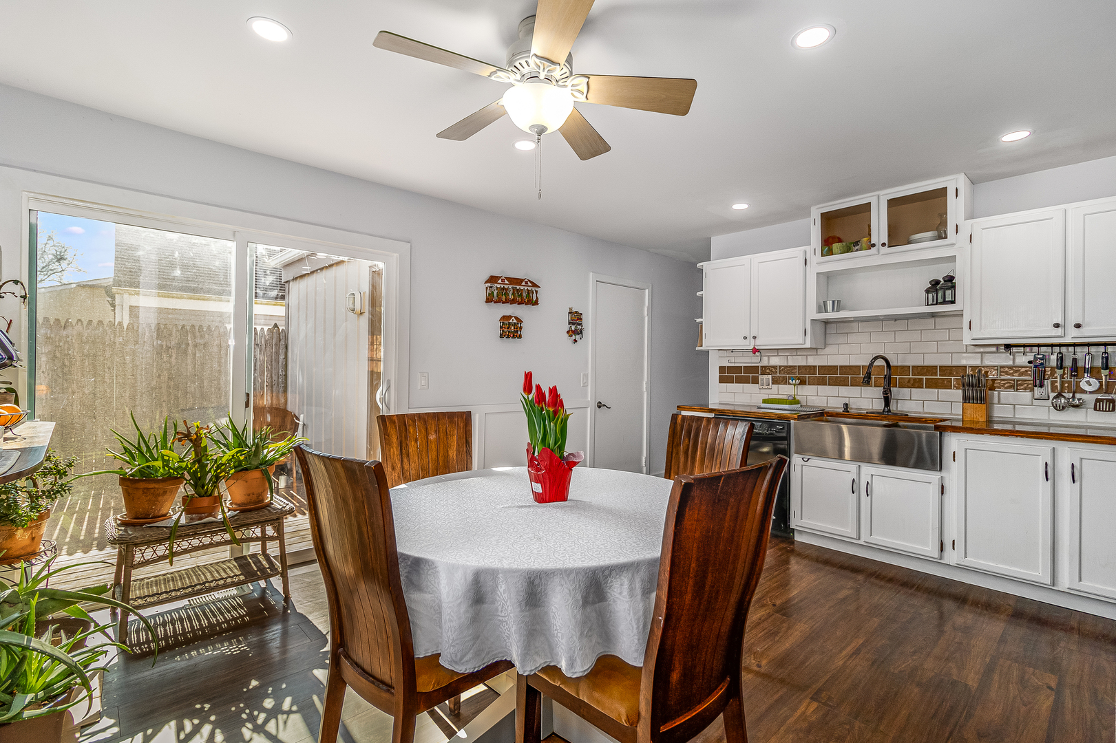 7 Winrock Road Montgomery, IL 60538 - Photo 8 of 24 a view of a dining room with furniture window and wooden floor