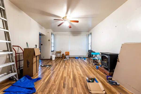 $209,999 | 8610 South Burnham Avenue, Chicago, IL 60617