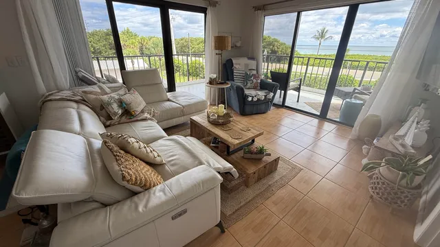 $3,000 | 5159 North Hwy A1A, Unit 311B, Hutchinson Island, FL 34949