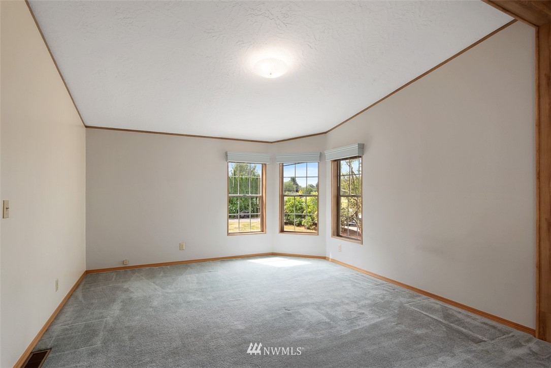 17855 Bennett Road Mount Vernon, WA 98273 - Photo 16 of 40 a view of an empty room with a window