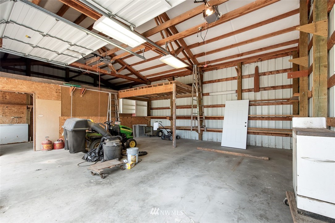 17855 Bennett Road Mount Vernon, WA 98273 - Photo 27 of 40 a view of storage and utility room