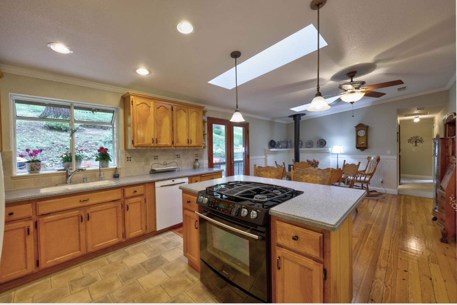 409 Live Oak Road Colfax, CA 95713 - Photo 23 of 74