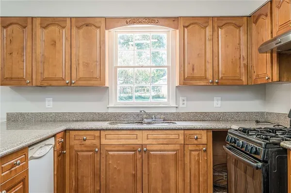 $2,000 | 1798 Dogwood Court Southwest, Snellville, GA 30078