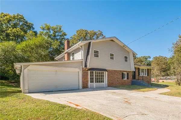 $2,000 | 1798 Dogwood Court Southwest, Snellville, GA 30078