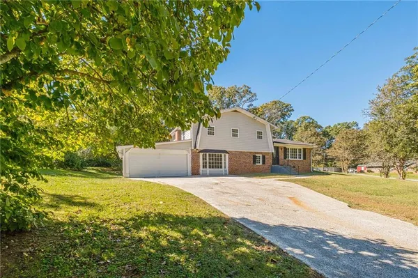 $2,000 | 1798 Dogwood Court Southwest, Snellville, GA 30078