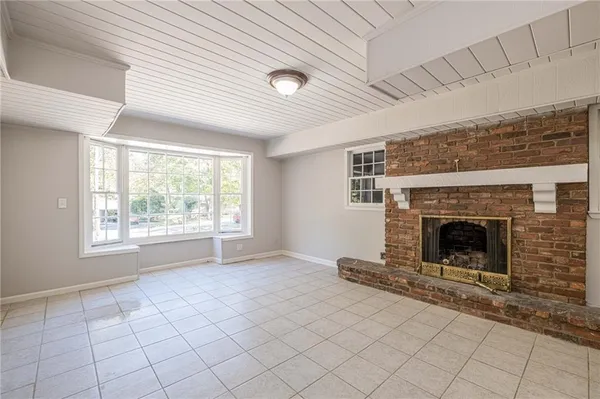 $2,000 | 1798 Dogwood Court Southwest, Snellville, GA 30078