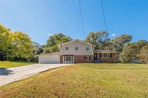 $2,000 | 1798 Dogwood Court Southwest, Snellville, GA 30078